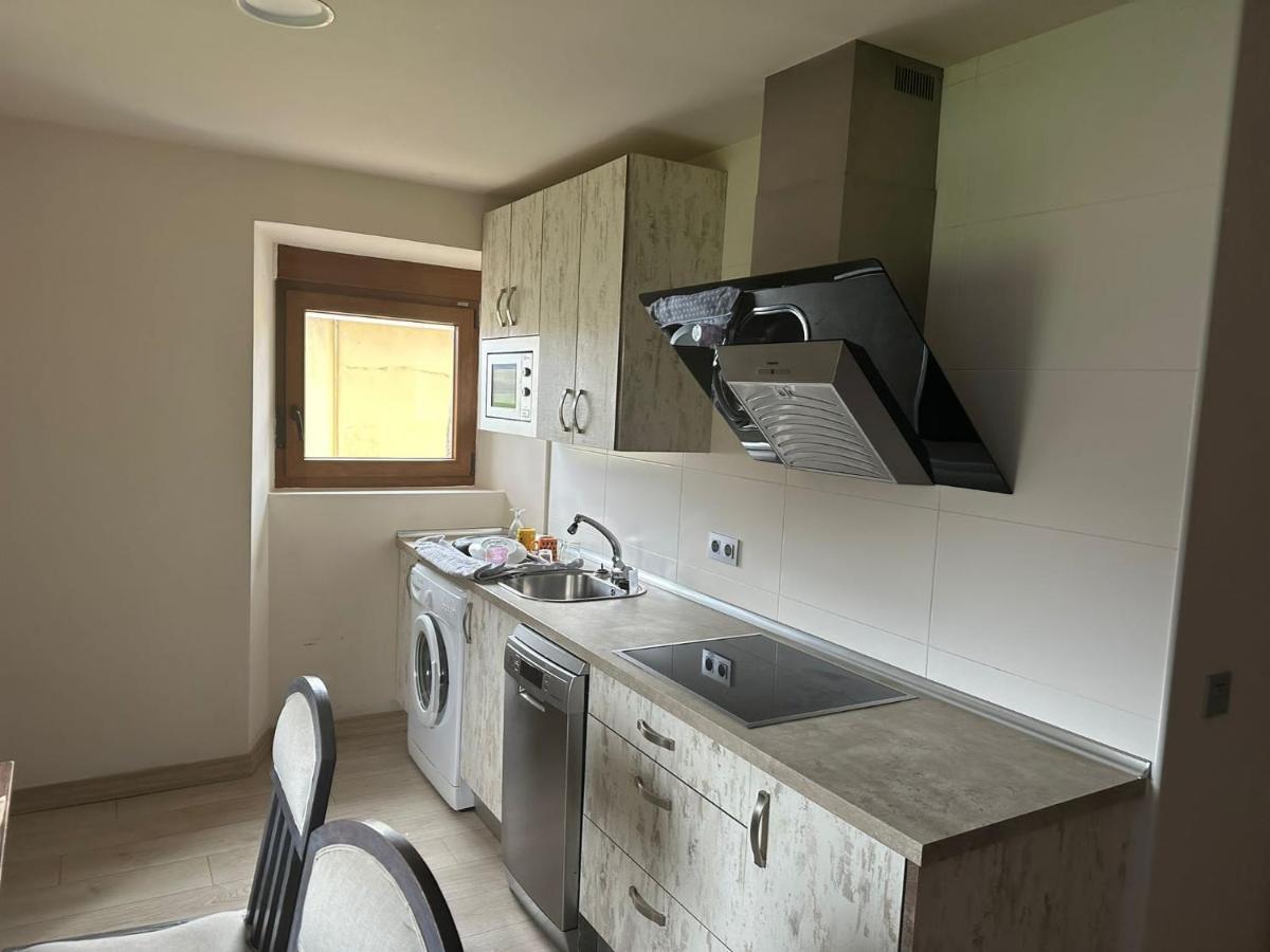 Hotel Rural Los Faroles Huérmeces Екстериор снимка